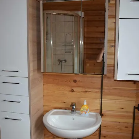 Fünfeichener Weg 16 * Eisenhüttenstadt