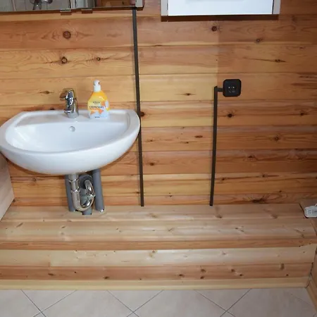 Fuenfeichener Weg 16 *