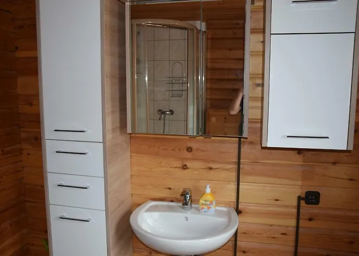 Fuenfeichener Weg 16 * Eisenhüttenstadt